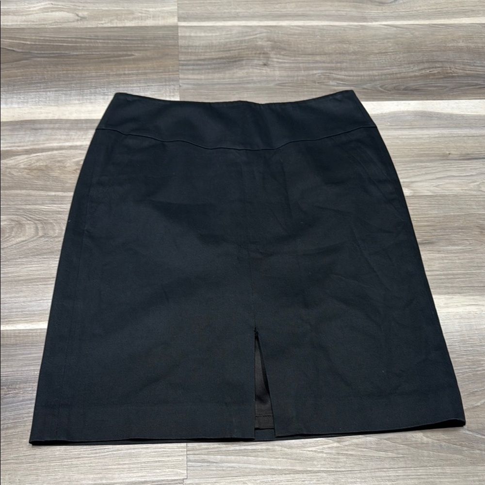 🇺🇸Club Monaco Classic Black Pencil Skirt size 2